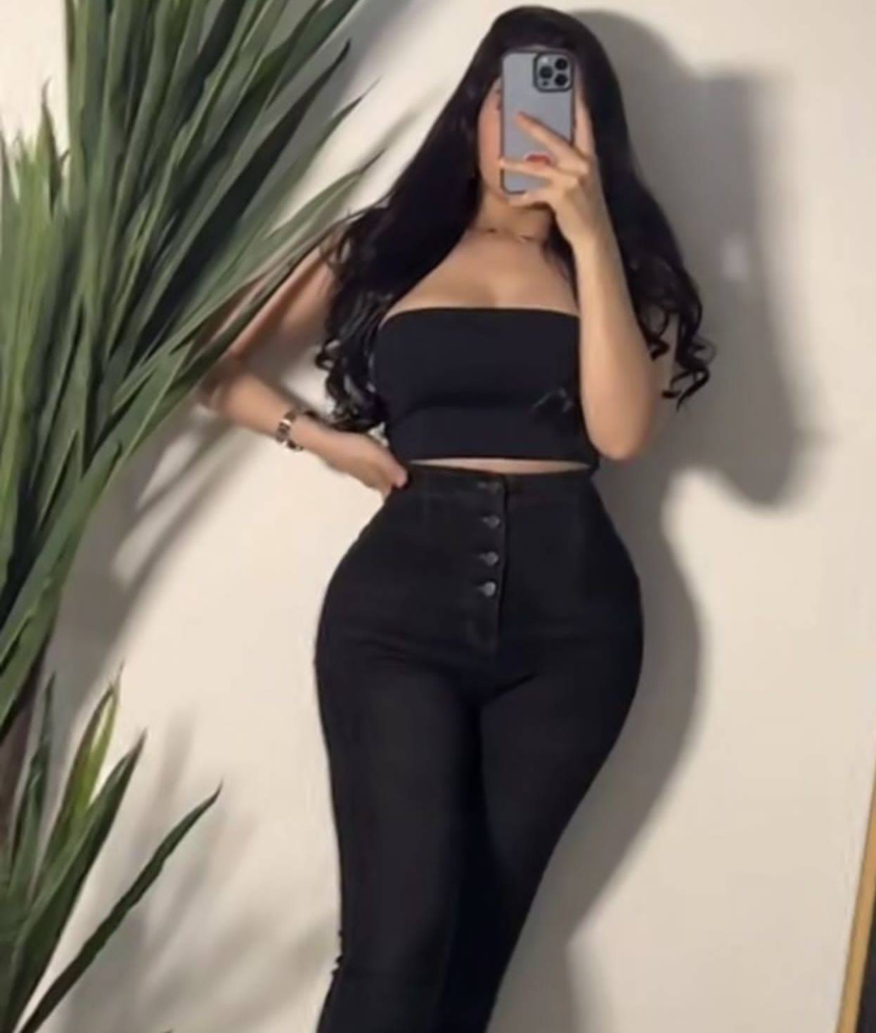 Taksim Escort Bayan Nesrinle Keşfedilmeyi Bekleyen Zevkler